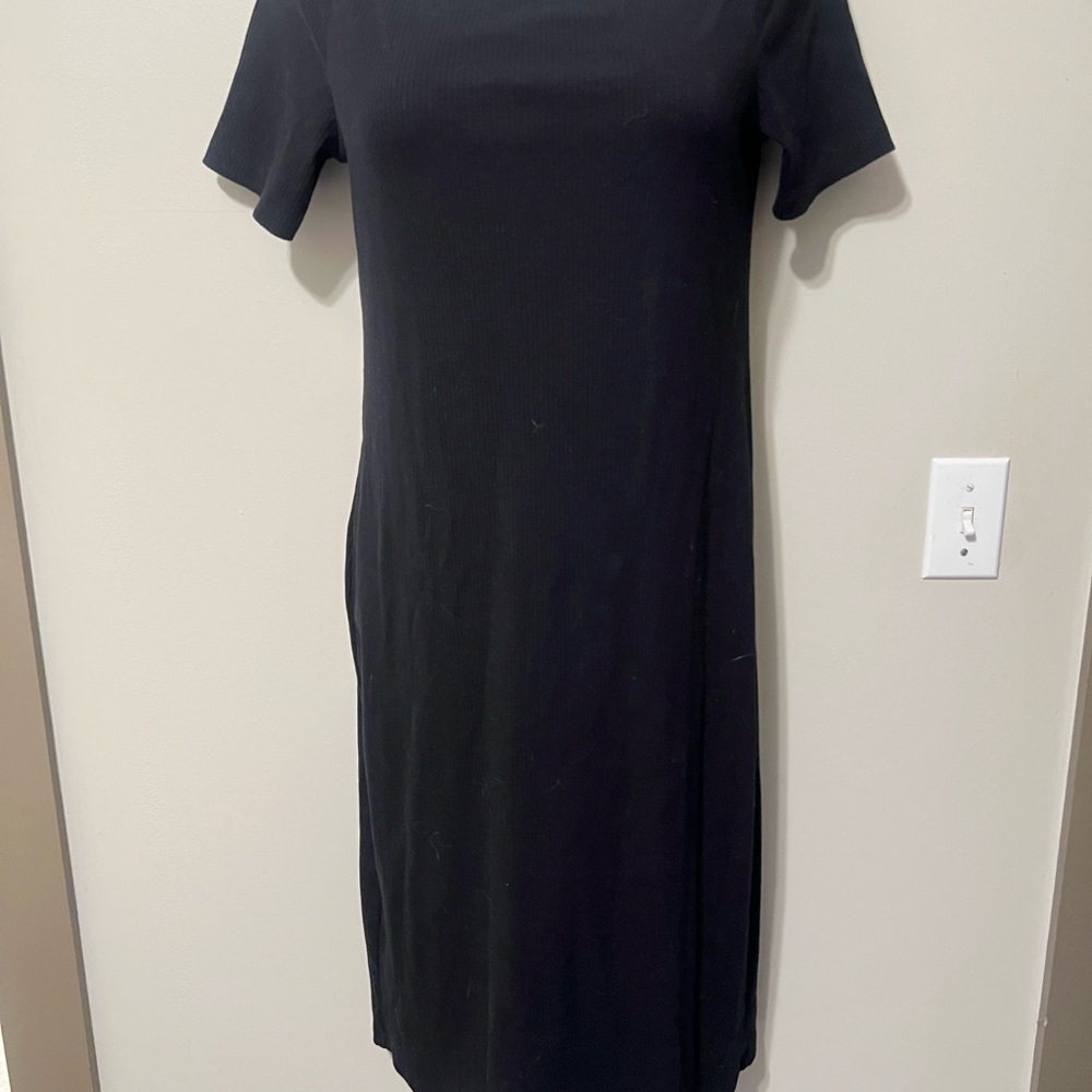 Universal Thread Black Midi Dress